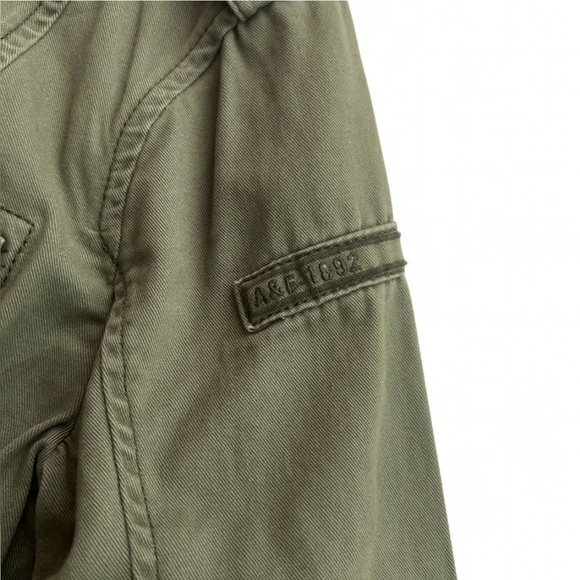 Abercrombie & Fitch Olive Green Jacket - Picture 5 of 11